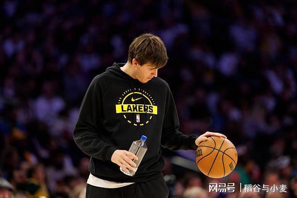 世界杯高清直播平台app下载-从控制变量的角度来看,对湖人最重要的球员反而是里夫斯?